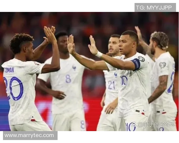 从草根到巨星足球明星们的励志奋斗故事与人生启示